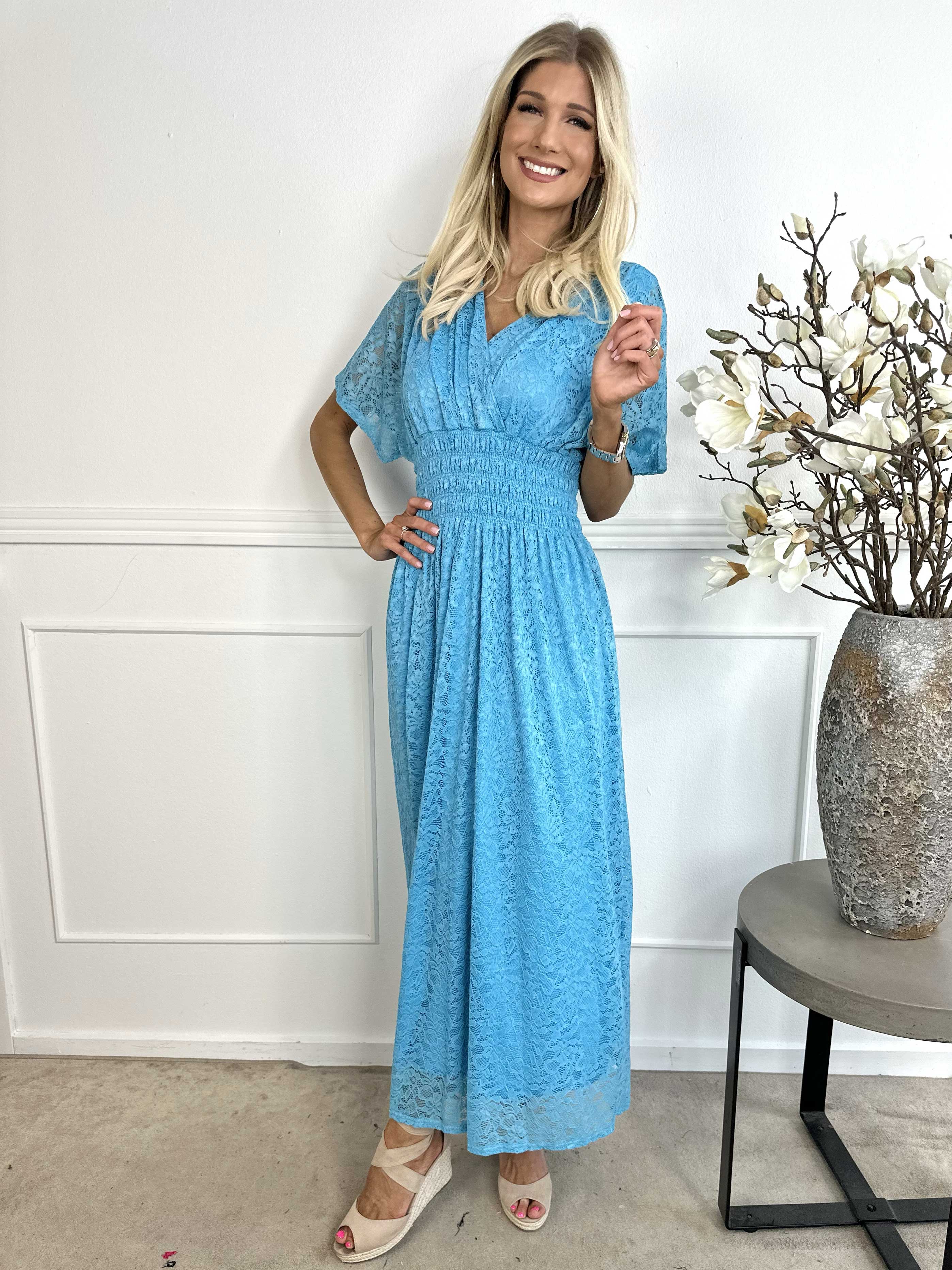 Pams Lace - Lång spetsklänning med smock under bysten
